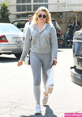 Chloë Grace Moretz [ chlo-grace-moretz ] - Happy holigayz 🌈🎄