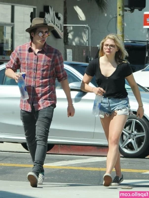 Chloë Grace Moretz [ chlo-grace-moretz ] - Happy Easter   Blowing