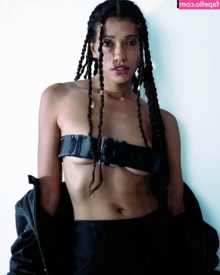 Haianny Pereira-Carvalho [ haianny-pereira-carvalho ] - I m so cute - please send tips   also look at my very faint rope