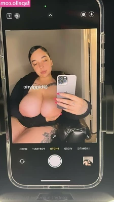 payalyrica - ANSWER MY POLL AND LIKE ALL MY POSTS FOR A FREE VIDEO  Thank you for