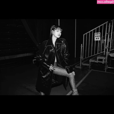 Lisa [ lisa-1 ] - Guys need bubbles too  see what s underneath them at  hot4youvip