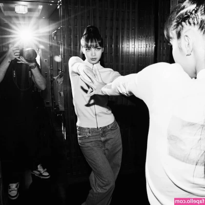 Lisa [ lisa-1 ] - NAUGHTY OFFER FOR YOU! Are you ready to watch me doing this? 👀 i'm
