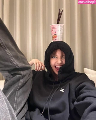 Lisa [ lisa-1 ] - Check your DM at 10 EST ❣️