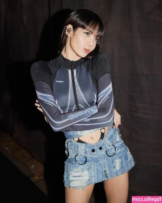 Lisa [ lisa-1 ] - Getting spoiled