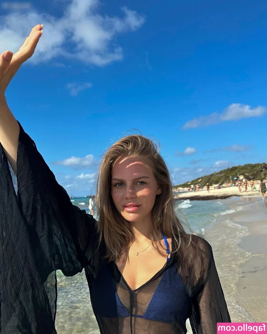 Lauraabla - Hello guys