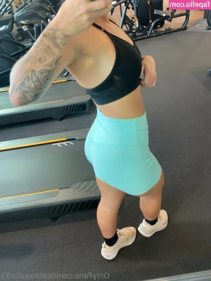 Leahtaaylor99 - my holes crave to be filled 🙈