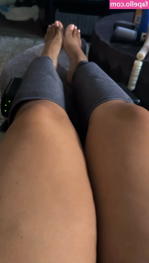 Alexis Fields [ alexis-fields ] - Tight got tighter 😏
