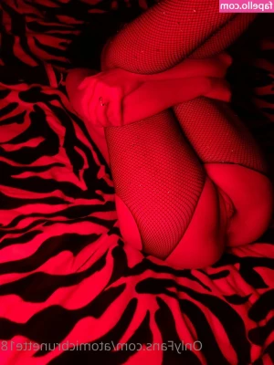 atomicbrunette18 - Cum sub to my V I P   Spillthewine420 for full nudes  free videos and