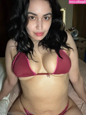 Gabby Ortiz [ gabby-ortiz ] - Here's some more content from the special birthday video set 👀 