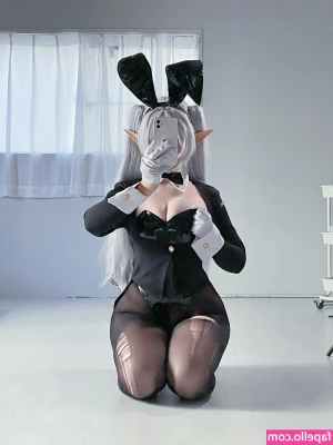 Saya Scarlet [ saya-scarlet ] - Who’s gonna treat me for my birthday today so I can get myself