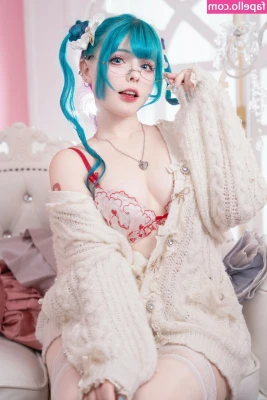 Saya Scarlet [ saya-scarlet ] - Make me cum 😈