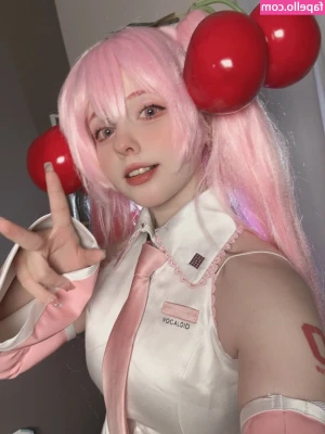 Saya Scarlet [ saya-scarlet ] - Imagine you would m e e t me like this... what would you do? 😈