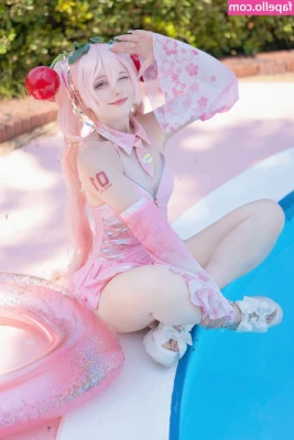 Saya Scarlet [ saya-scarlet ] - Wet ass pussy make that pull out game weeeeeeeeaaaak 😌😙