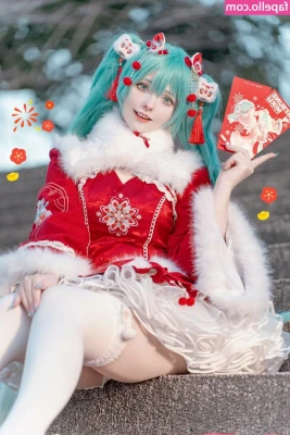 Saya Scarlet [ saya-scarlet ] - I m very sensitive to his cock vein there  Every stroke is a mini