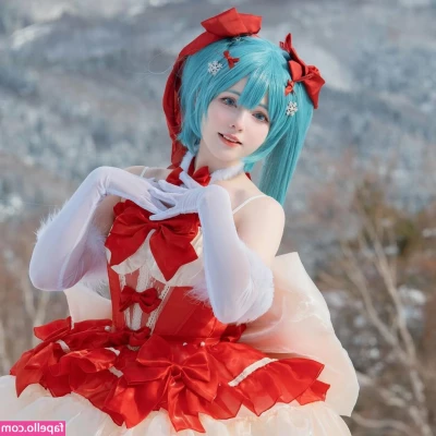 Saya Scarlet [ saya-scarlet ] - Do you want me to show you something