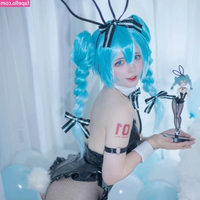 Saya Scarlet [ saya-scarlet ] - Cb recording fuck machine. Almost slipped into my butt at the end part 1