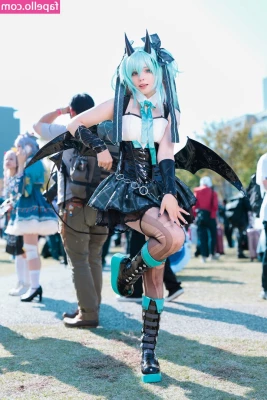 Saya Scarlet [ saya-scarlet ] - In the car on my way home  been in the hospital  I m so sorry I ve