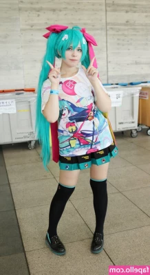 Saya Scarlet [ saya-scarlet ] - Ugh I have been waiting all day to come home and make this video for
