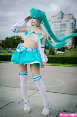 Saya Scarlet [ saya-scarlet ] - Feet pictures