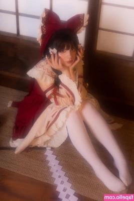Saya Scarlet [ saya-scarlet ] - Can I sit on your face    Imagine licking my wet pussy  It s so close