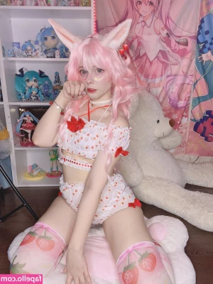 Saya Scarlet [ saya-scarlet ] - Enjoying my vaca! I’ll be back online on my birthday 5/4. Hope to