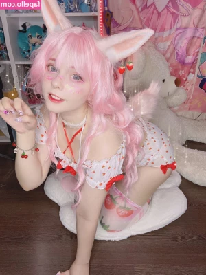 Saya Scarlet [ saya-scarlet ] - I bet you are already hard seeing  hottykitten pic  And I bet she