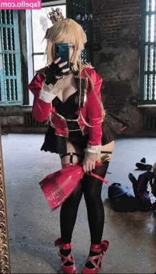 Saya Scarlet [ saya-scarlet ] - Black  amp  white shapes