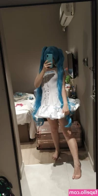 Saya Scarlet [ saya-scarlet ] - Wanna see what I'm up to right now? 😈