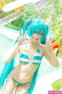 Saya Scarlet [ saya-scarlet ] - [VIDEO] So it seems the long video refuses to load. Thus you will get