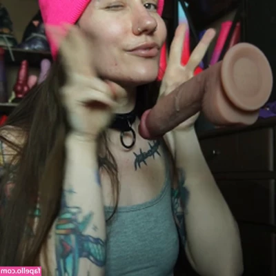 lilijunex [ lilijunex-1 ] - Ass addiction makes you dumb for Dutchess