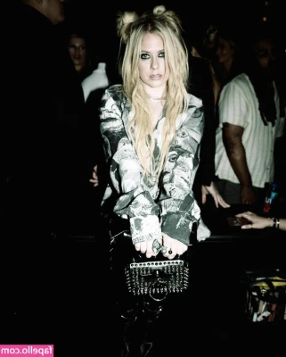 Avril Lavigne [ avril-lavigne ] - Good morning all you naughty boys! Don’t forget at some point today