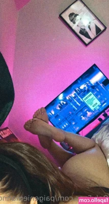 Paige Niemann [ paige-niemann ] - Post rave 🤪