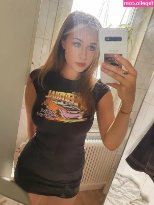 elina twich [ elina-twich ] - Anyone wanna come play