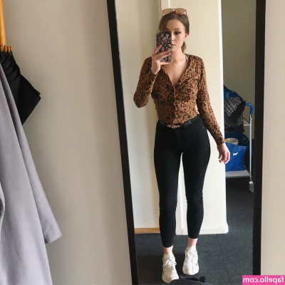 elina twich [ elina-twich ] - I got a little horny after the beach  Its the sun  7 minutes