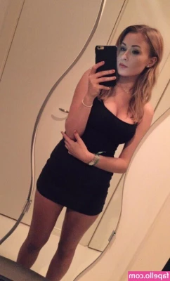 elina twich [ elina-twich ] - Waiting for someone to pull my hair, will it be you?