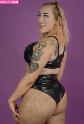 Allie Katch [ allie-katch ] - Stop maar in mijn mond geilerd