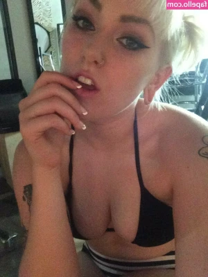 Allie Katch [ allie-katch ] - Hi babe, here is my new naughty video only for you 🥵  Tip below to