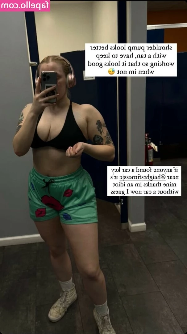 Allie Katch [ allie-katch ] - Obsessed with my body   Bet you wanna touch it