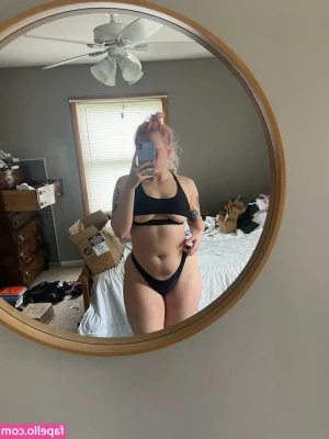 Allie Katch [ allie-katch ] - How many sex toys do you think I own 😉