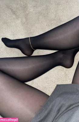 Lilou Loves Nylon [ lilou-loves-nylon ] - Come get pounded stroke games real