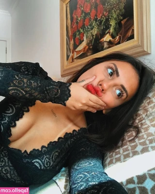 Vitoria Marcilio [ vitoria-marcilio ] - Hay handsome