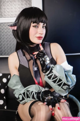Athena Cosplay [ athena-cosplay ] - Any of you lovely guys want some custom content making? A naughty