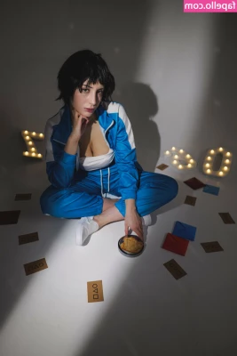 Athena Cosplay [ athena-cosplay ] - Missing the pink hair and tan