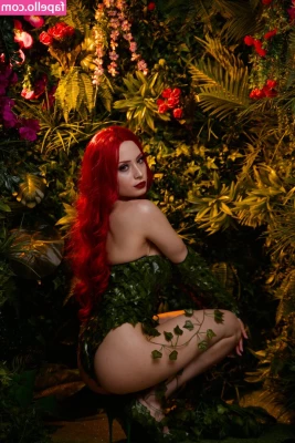 Athena Cosplay [ athena-cosplay ] - the face and tits/the clit