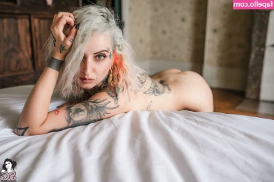gladycesuicide - surprise  coming back for a little bit bc of festy season