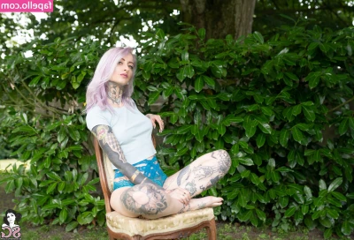 gladycesuicide - I ignored my alarm  for hours   Happy Spank Me Saturday