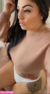 thickbaddie_jenna [ thickbaddie-jenna ] - Roller exercise!