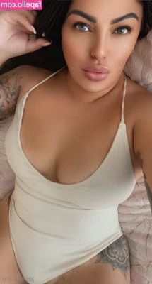 thickbaddie_jenna [ thickbaddie-jenna ] - New content    And prices  Pay before anything is sent    Feet pics
