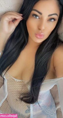 thickbaddie_jenna [ thickbaddie-jenna ] - I love making you all cum so hard for these big juicy tittys