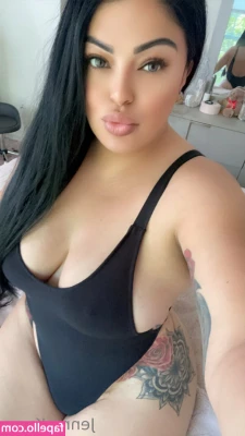 thickbaddie_jenna [ thickbaddie-jenna ] - Morning stretching is the most effective for waking up and having a